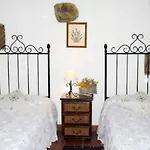 Cozy House With Pool In San Cristobal De La Laguna, 70 M² Vakantiehuis *